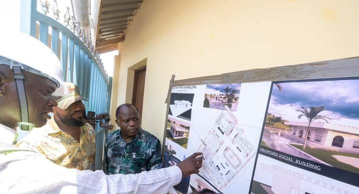 An engineer explains the Kipini Landing Site infrastructure to Cabinet Secretary Hon. Hassan Ali Joho and Tana RiverGovernor Dhadho Gaddae Godhana